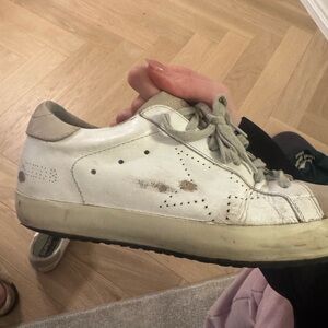 GOLDEN GOOSE SUPERSTAR 37